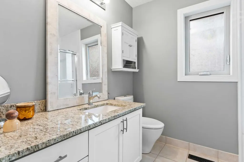 116 Sun Harbour Way SE Calgary AB T2X 3C2