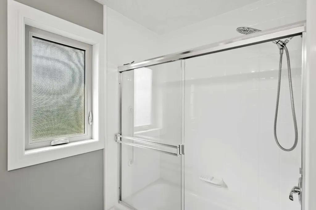 116 Sun Harbour Way SE Calgary AB T2X 3C2