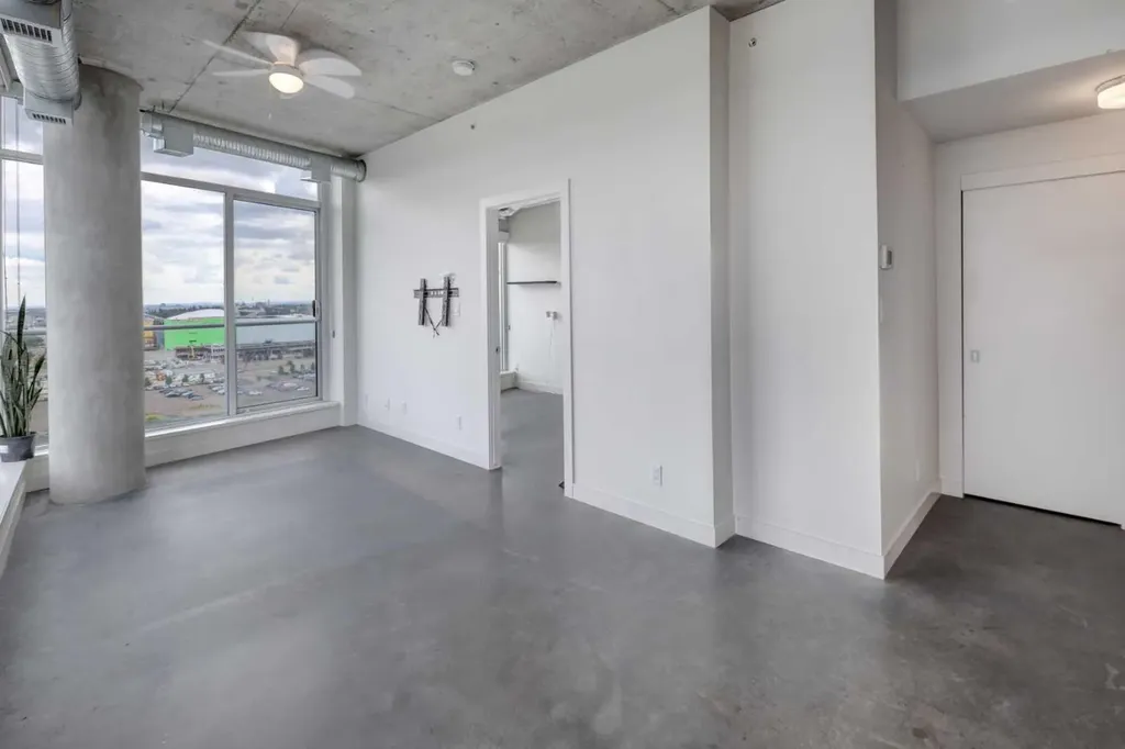 624 8 Avenue SE Calgary AB T2G 1S7