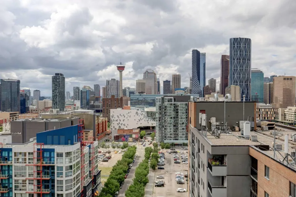 624 8 Avenue SE Calgary AB T2G 1S7