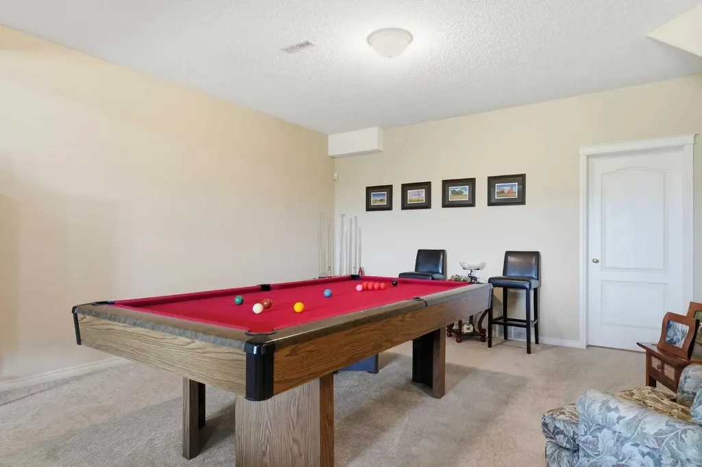 120 Sierra Morena Landing SW Calgary AB T3H 4K4
