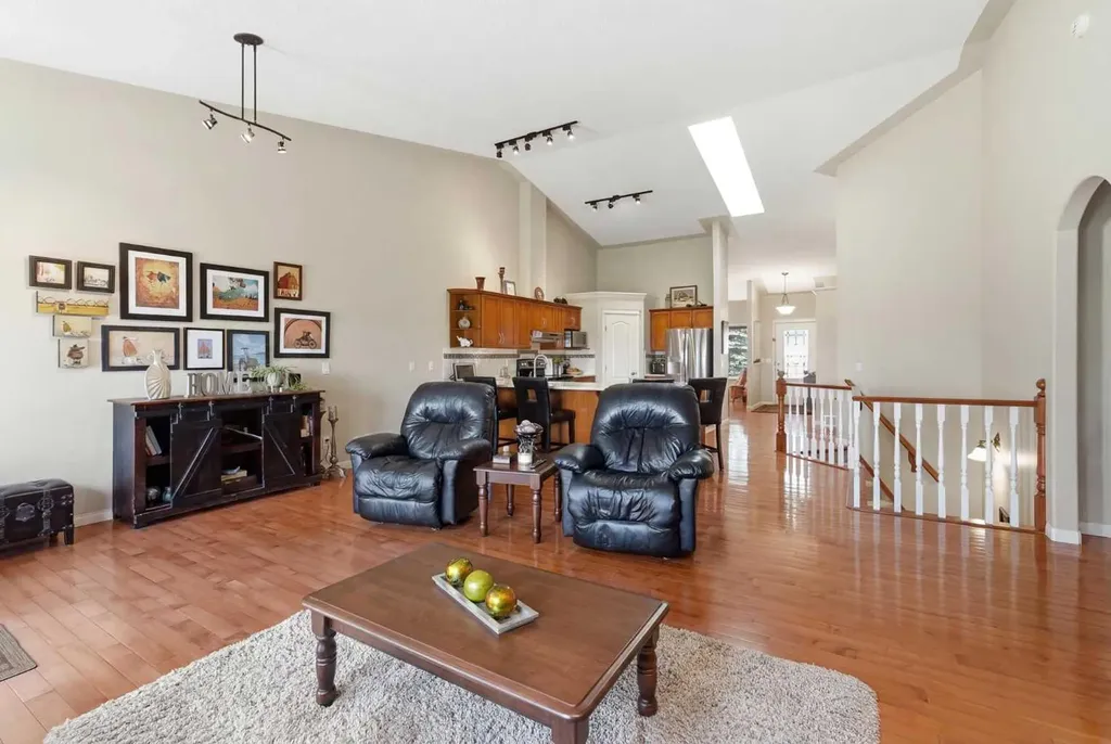 120 Sierra Morena Landing SW Calgary AB T3H 4K4