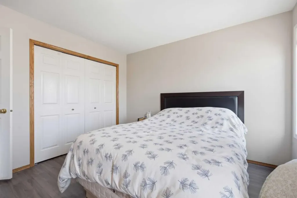 161 Saddlemead Road NE Calgary AB T3J4J3