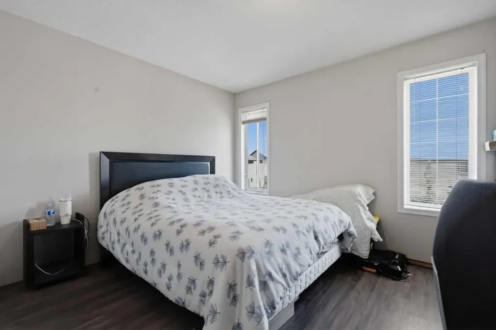 161 Saddlemead Road NE Calgary AB T3J4J3