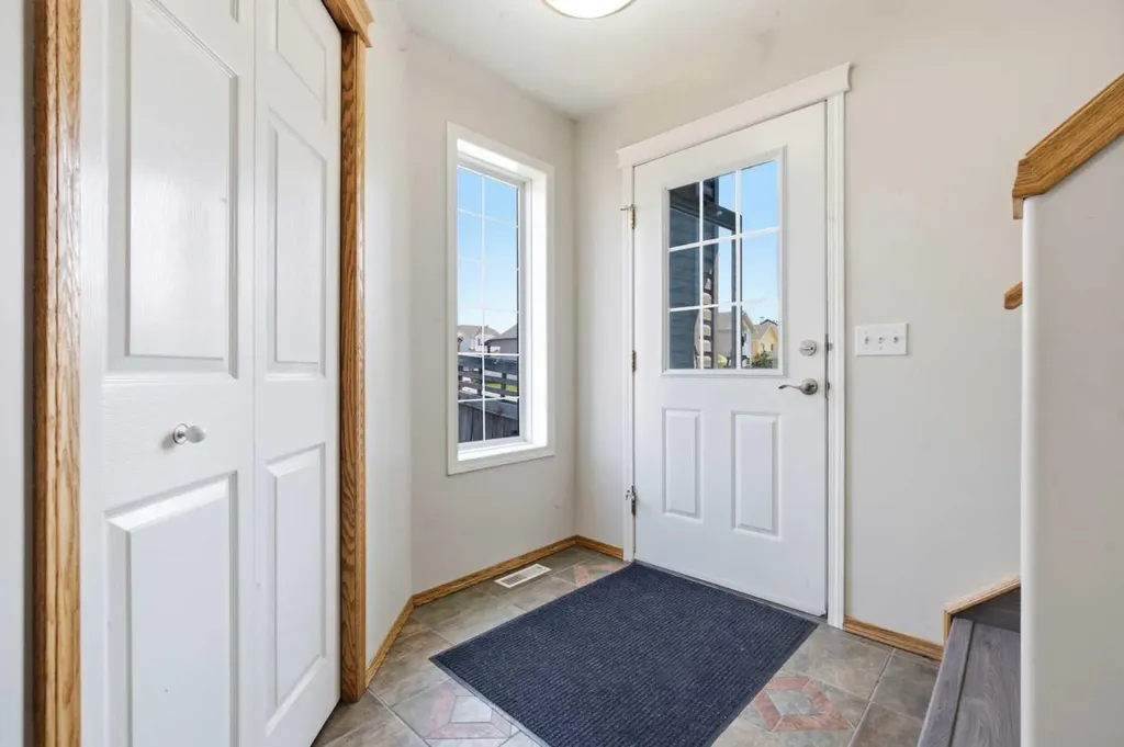 161 Saddlemead Road NE Calgary AB T3J4J3