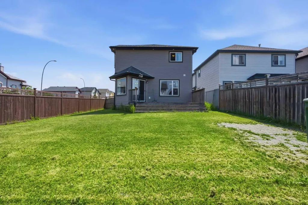 161 Saddlemead Road NE Calgary AB T3J4J3