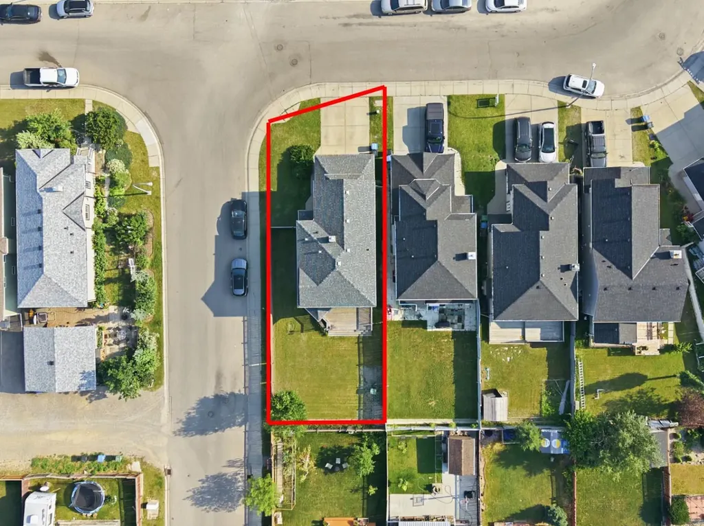 161 Saddlemead Road NE Calgary AB T3J4J3
