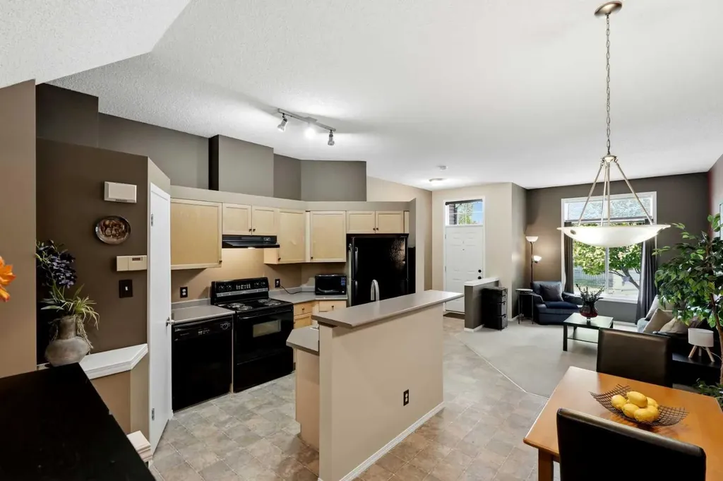 140 Promenade Way SE Calgary AB T2Z 4E9