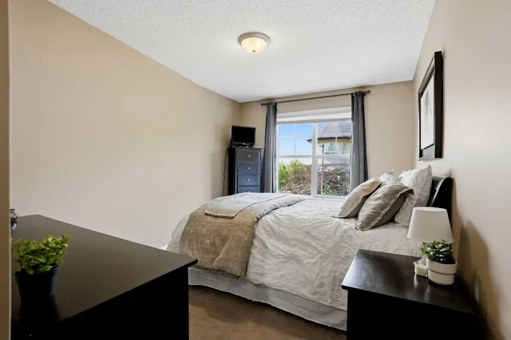 140 Promenade Way SE Calgary AB T2Z 4E9