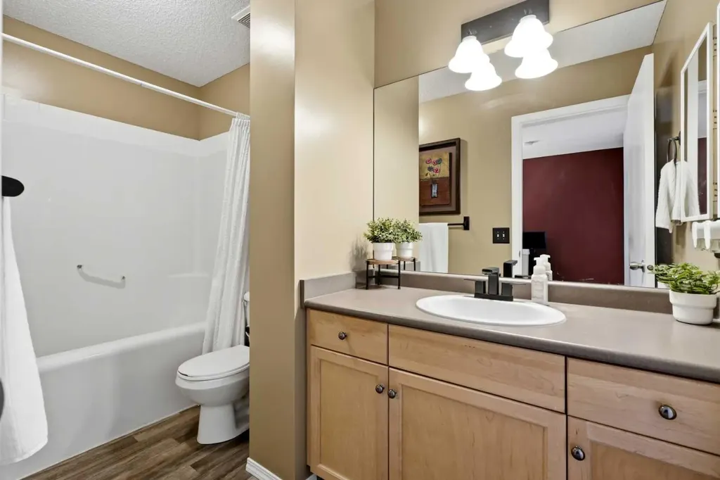 140 Promenade Way SE Calgary AB T2Z 4E9