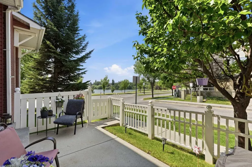 140 Promenade Way SE Calgary AB T2Z 4E9