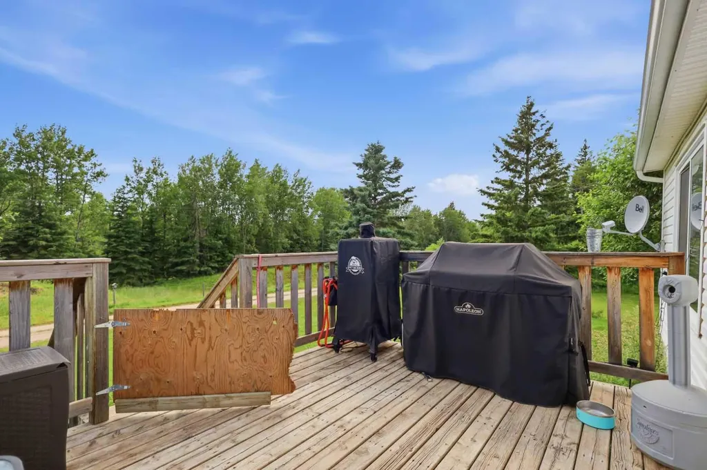 404031 Range Road 5-2 Rural Clearwater County AB T0M 1H0
