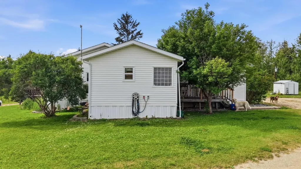 404031 Range Road 5-2 Rural Clearwater County AB T0M 1H0
