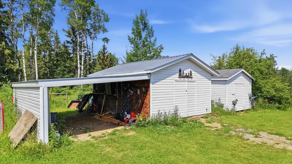 404031 Range Road 5-2 Rural Clearwater County AB T0M 1H0