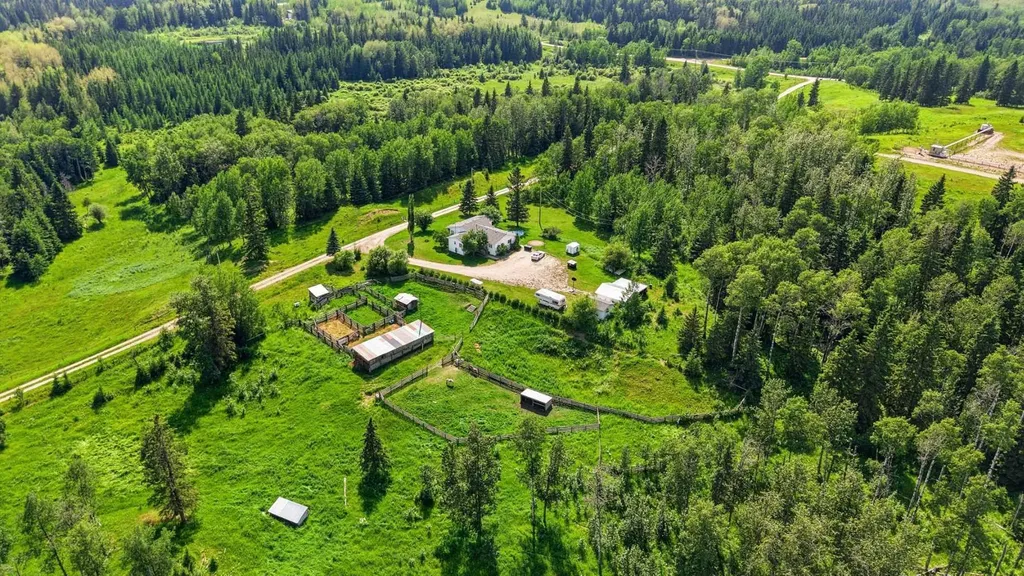 404031 Range Road 5-2 Rural Clearwater County AB T0M 1H0