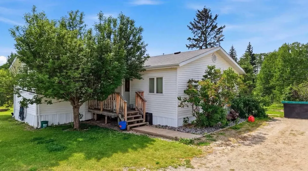 404031 Range Road 5-2 Rural Clearwater County AB T0M 1H0
