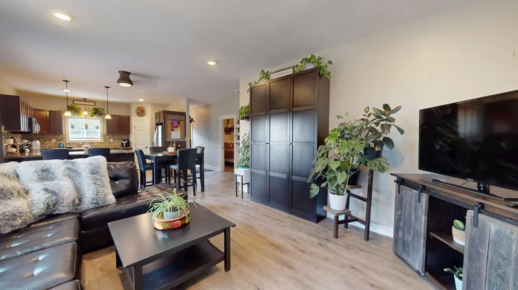 10 Destini Drive White Sands AB T0C 2L0