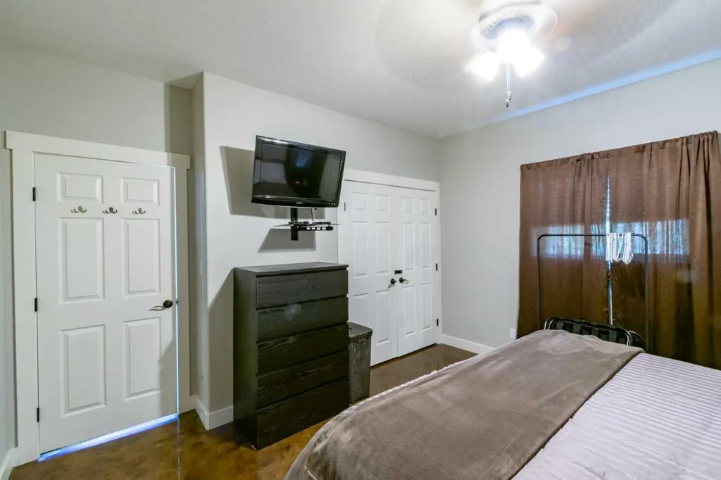 10 Destini Drive White Sands AB T0C 2L0