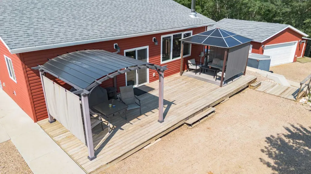 10 Destini Drive White Sands AB T0C 2L0