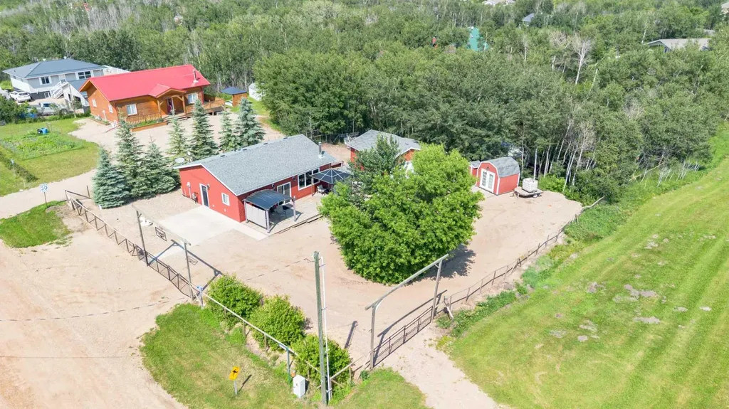 10 Destini Drive White Sands AB T0C 2L0