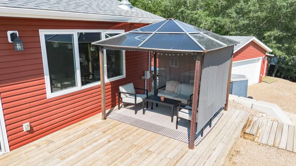 10 Destini Drive White Sands AB T0C 2L0