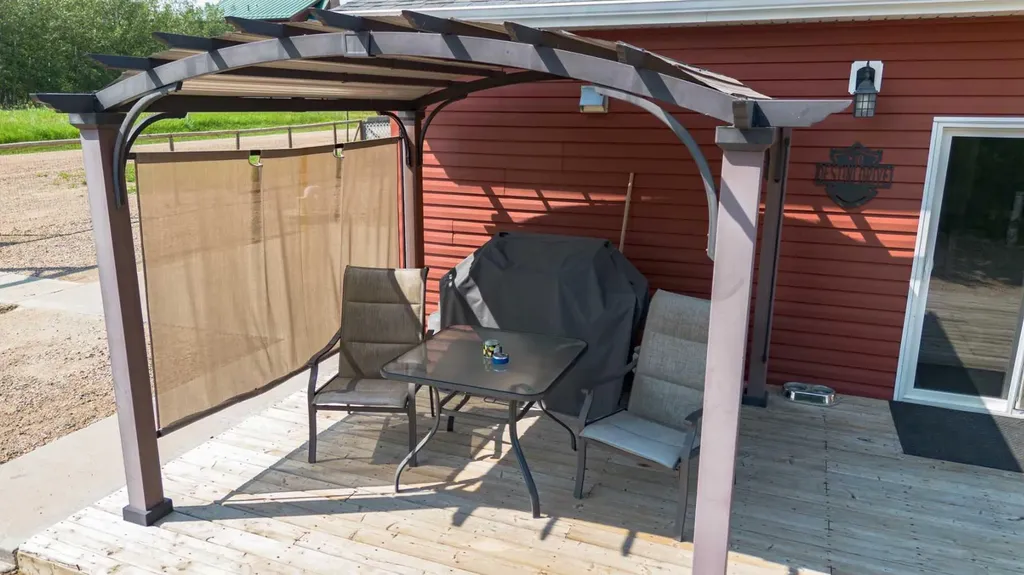 10 Destini Drive White Sands AB T0C 2L0