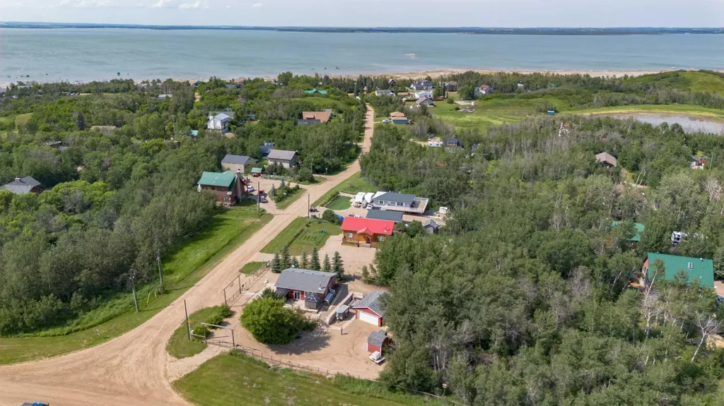 10 Destini Drive White Sands AB T0C 2L0