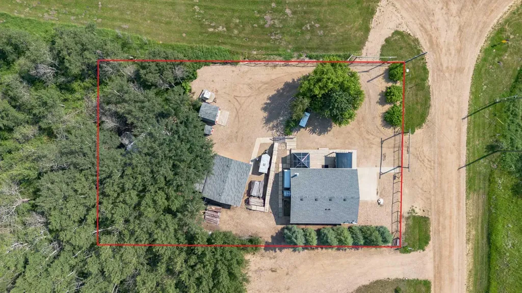 10 Destini Drive White Sands AB T0C 2L0