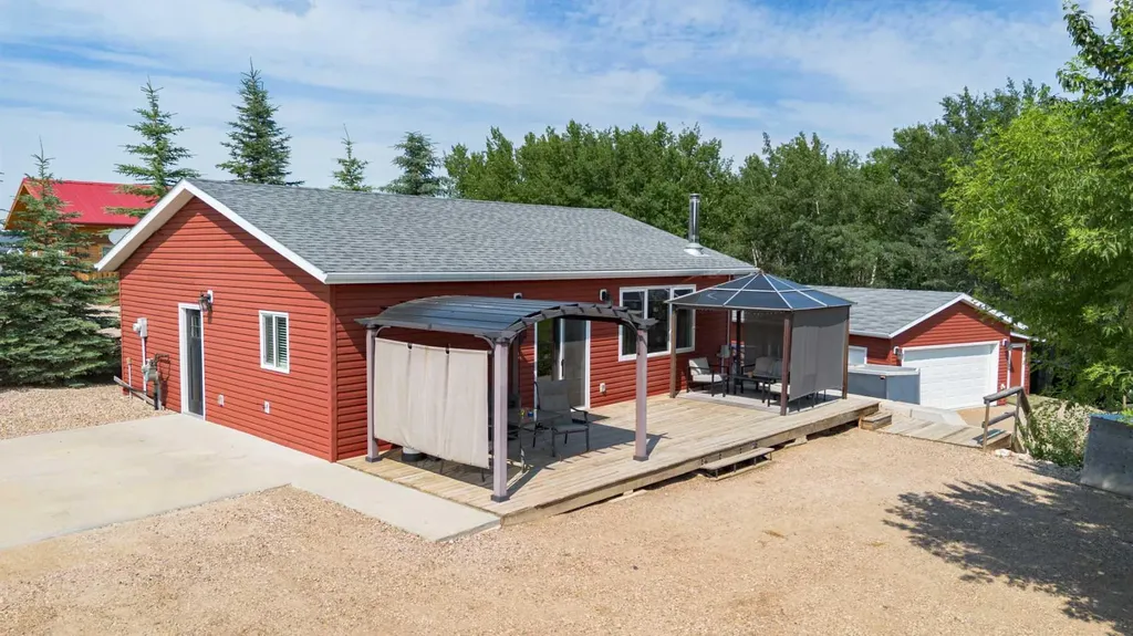 10 Destini Drive White Sands AB T0C 2L0