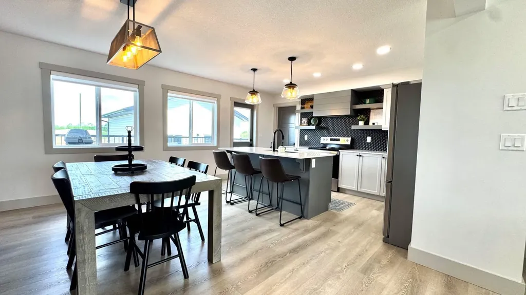 8606 72 Avenue Grande Prairie AB T8X0N9