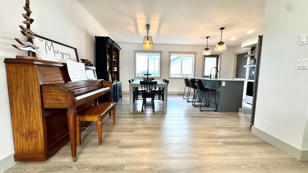8606 72 Avenue Grande Prairie AB T8X0N9
