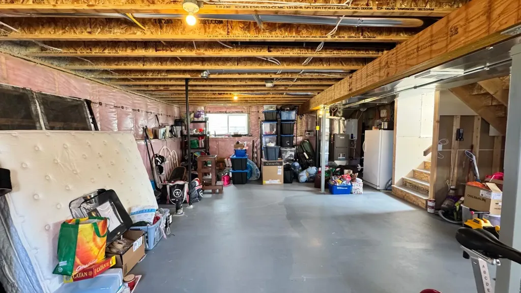 8606 72 Avenue Grande Prairie AB T8X0N9