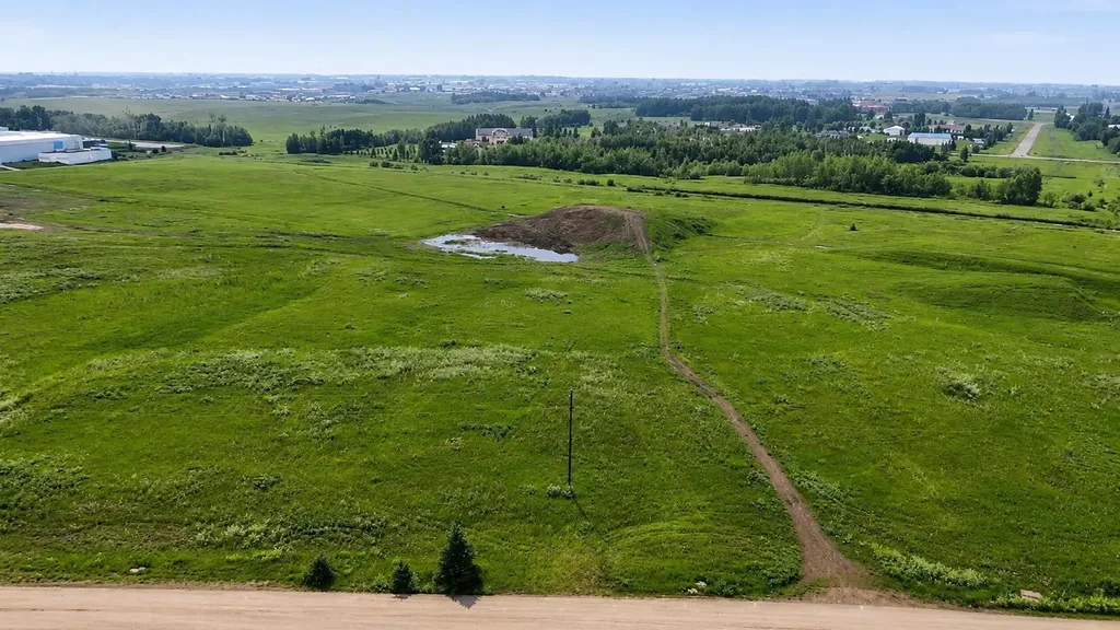 8606 72 Avenue Grande Prairie AB T8X0N9