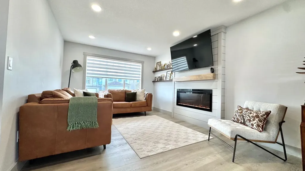 8606 72 Avenue Grande Prairie AB T8X0N9