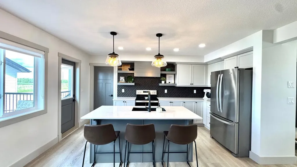 8606 72 Avenue Grande Prairie AB T8X0N9