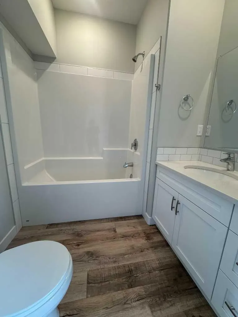 11408 96 Street Clairmont AB T8X 0W7