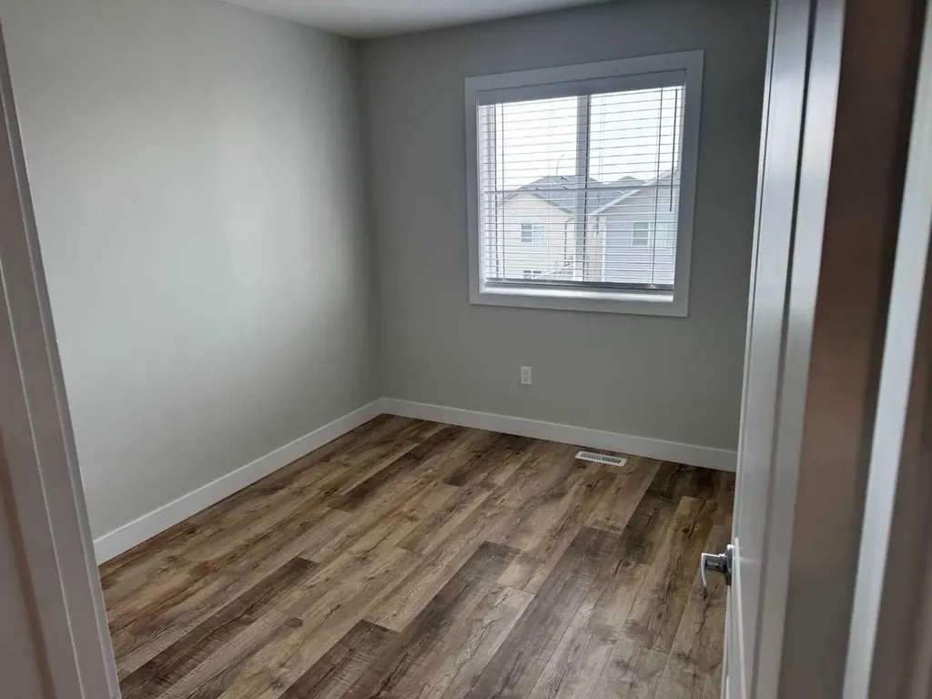 11408 96 Street Clairmont AB T8X 0W7