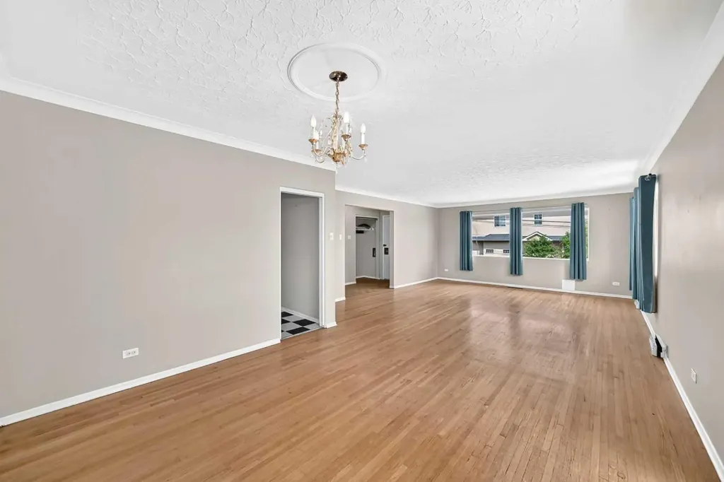 1735 38 Avenue SW Calgary AB T2T 2K3