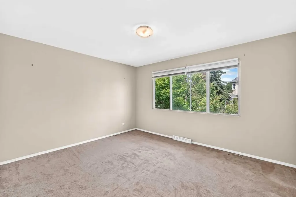 1735 38 Avenue SW Calgary AB T2T 2K3