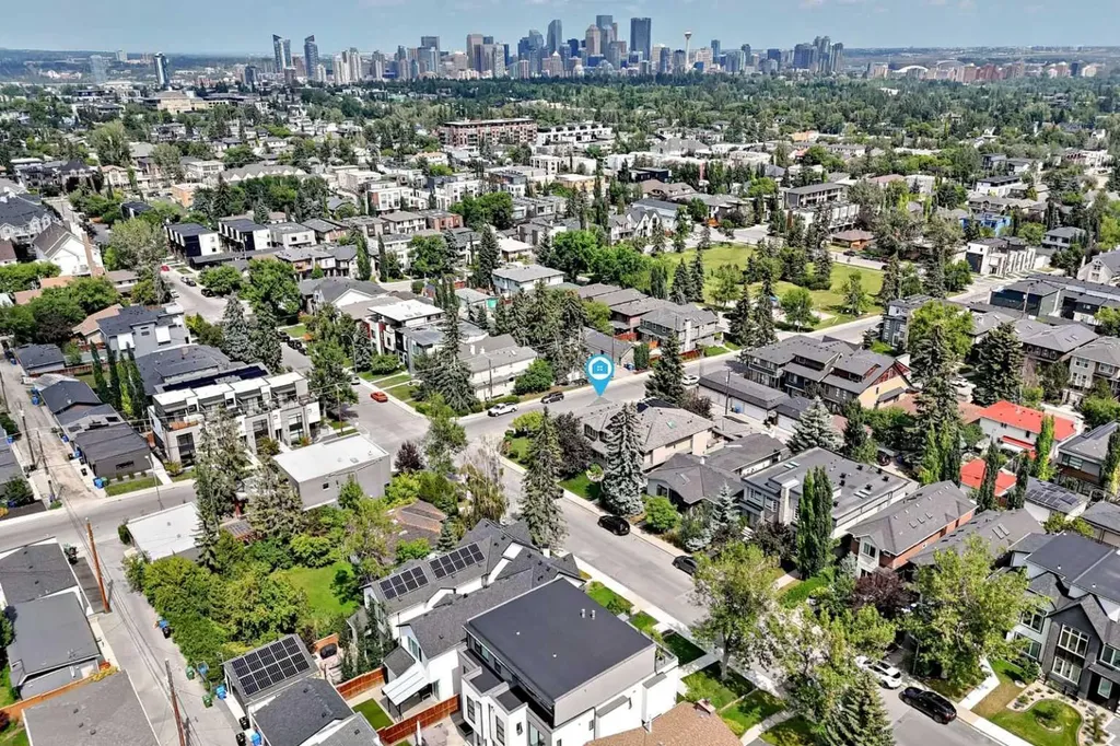 1735 38 Avenue SW Calgary AB T2T 2K3