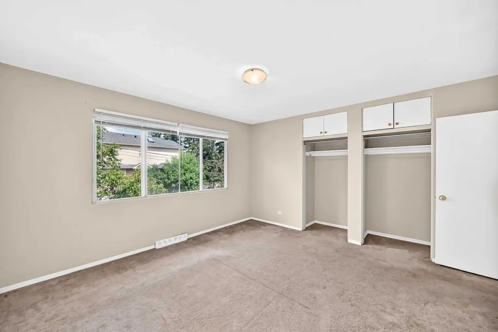 1735 38 Avenue SW Calgary AB T2T 2K3