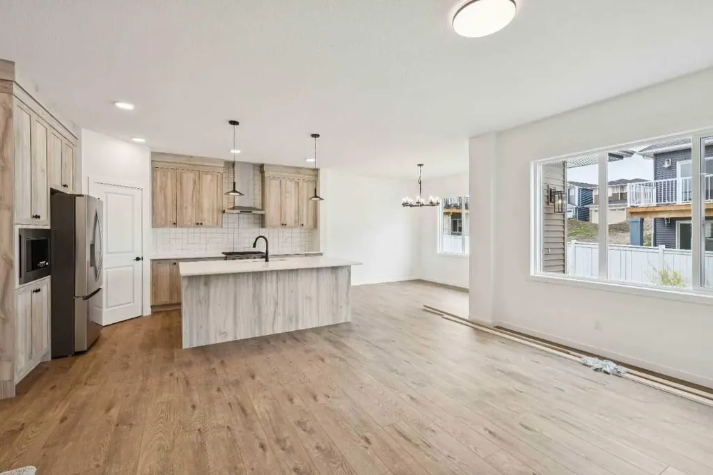 1030 Bayview Crescent SW Airdrie AB T4B5N8