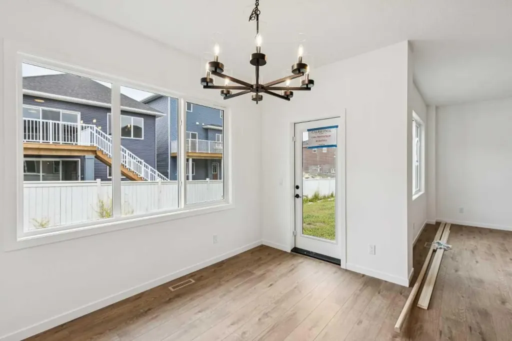1030 Bayview Crescent SW Airdrie AB T4B5N8