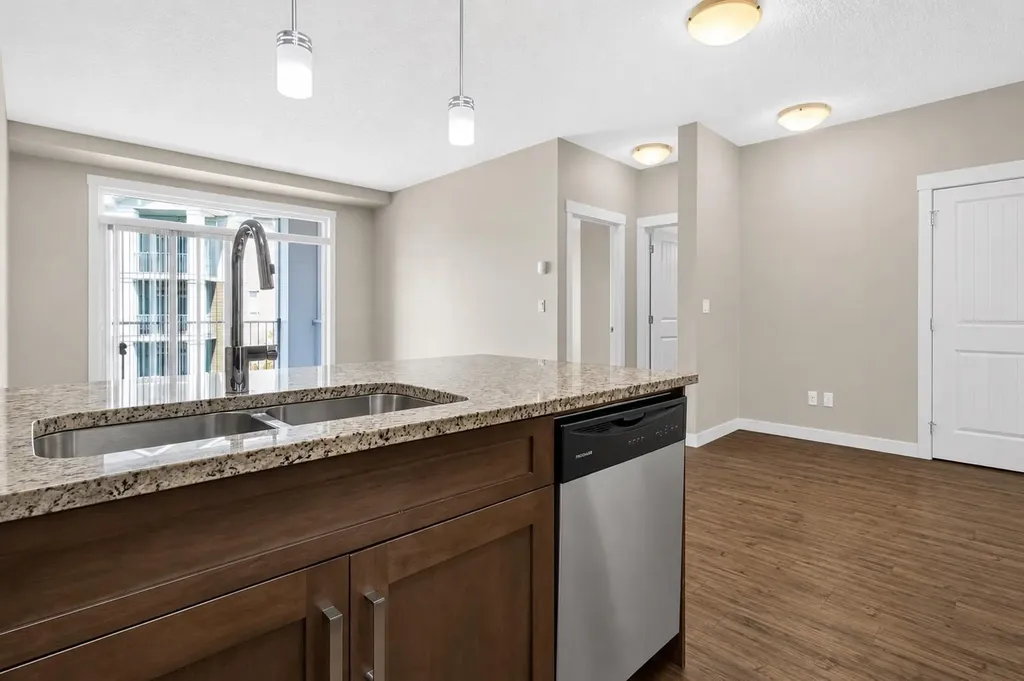 522 Cranford Drive SE Calgary AB t3m2l7