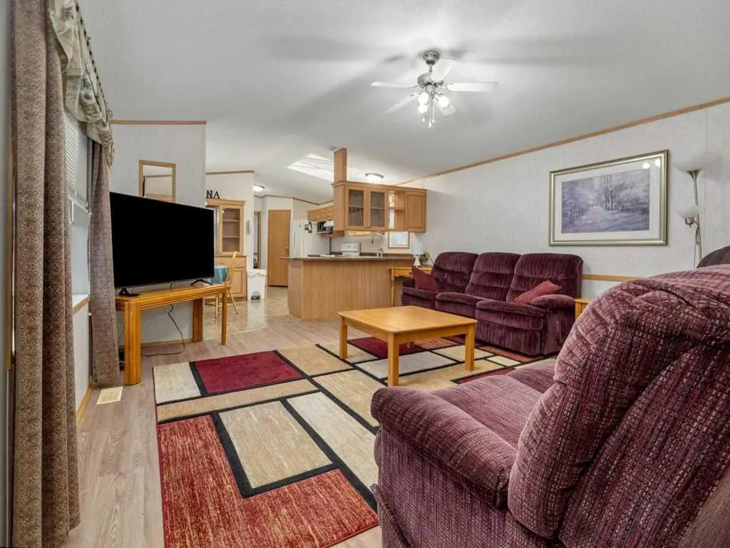 206 Station Boulevard Coaldale AB T1M 1P5