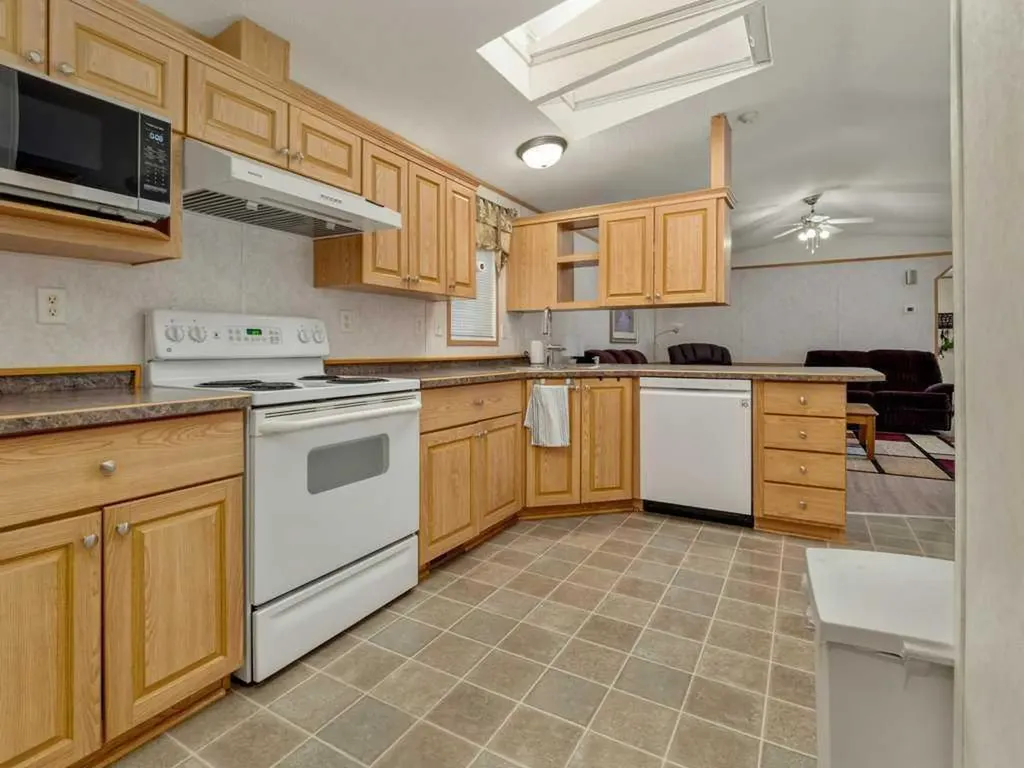 206 Station Boulevard Coaldale AB T1M 1P5