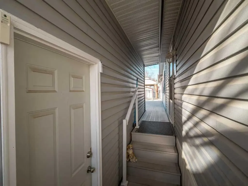 206 Station Boulevard Coaldale AB T1M 1P5