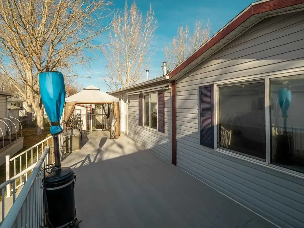 206 Station Boulevard Coaldale AB T1M 1P5