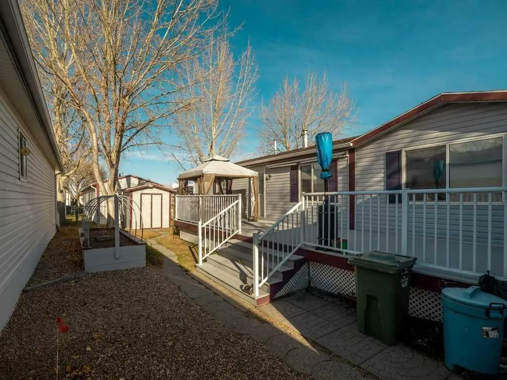 206 Station Boulevard Coaldale AB T1M 1P5