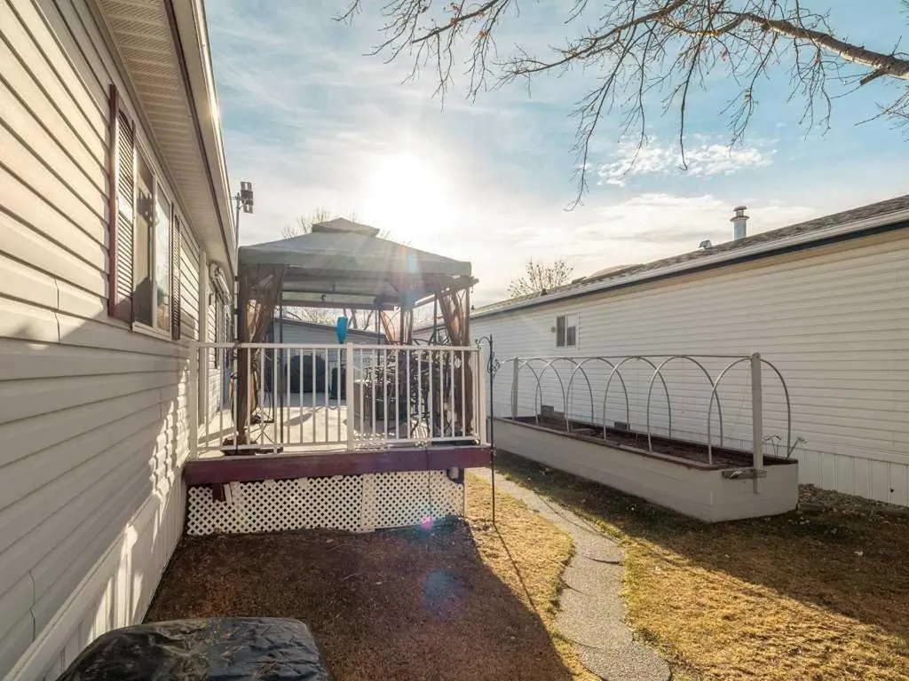 206 Station Boulevard Coaldale AB T1M 1P5